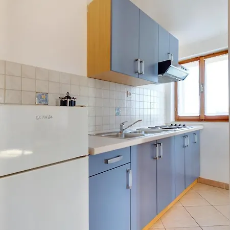 Gasthof And With Parking Space Nerezine, Losinj - 2506 Nerezine