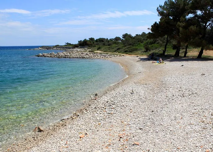 ゲストハウス And With Parking Space Nerezine, Losinj - 2506 ネレジネ